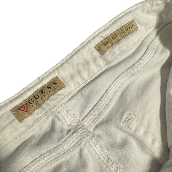Guess Off-White Cropped Jeans - Picture 4 of 6